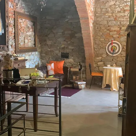La Casa Stregatta Sassetta