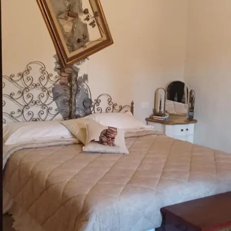 La Casa Stregatta B&B 사세타